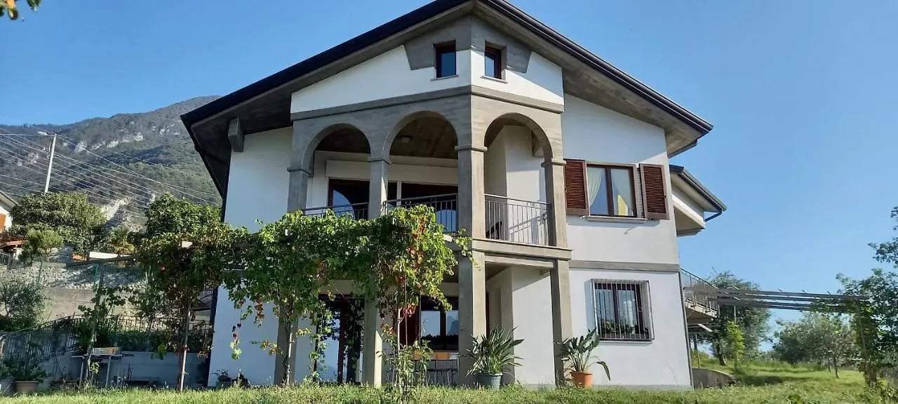 קוסטה וולפינו Villa Domus Bianca Mountain Lake Iseo Hospitality