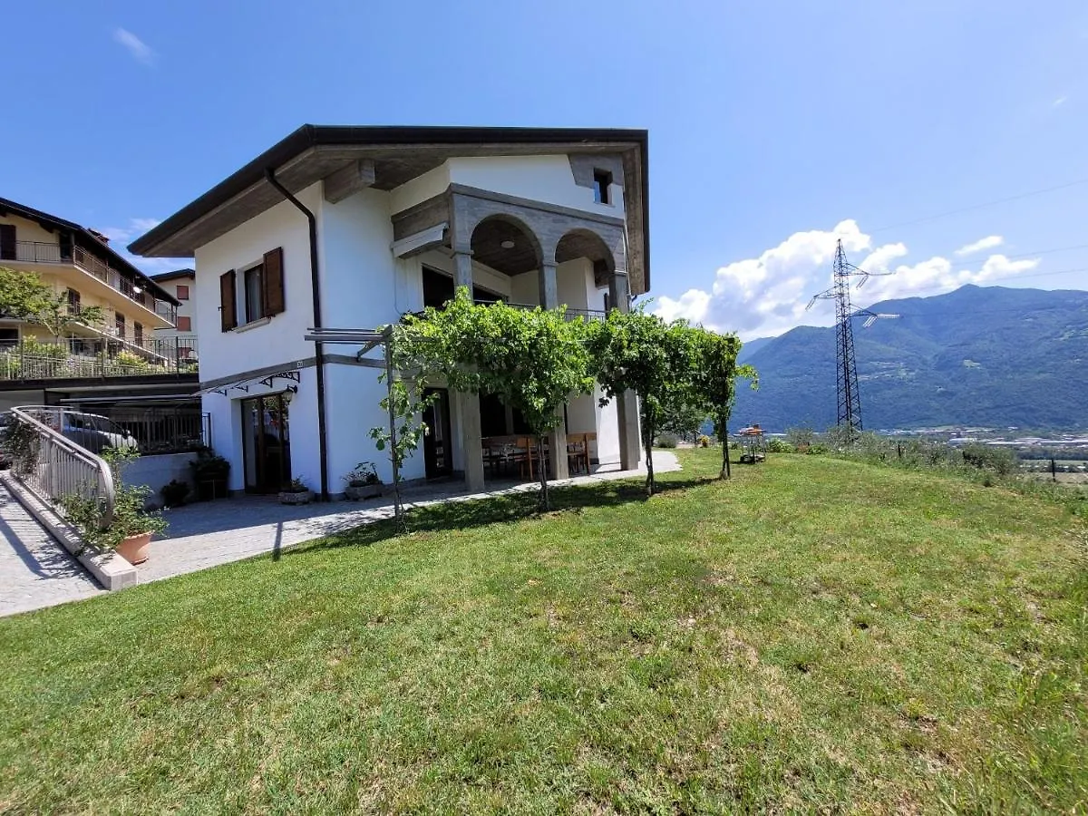 קוסטה וולפינו Villa Domus Bianca Mountain Lake Iseo Hospitality 0*, קוסטה וולפינו