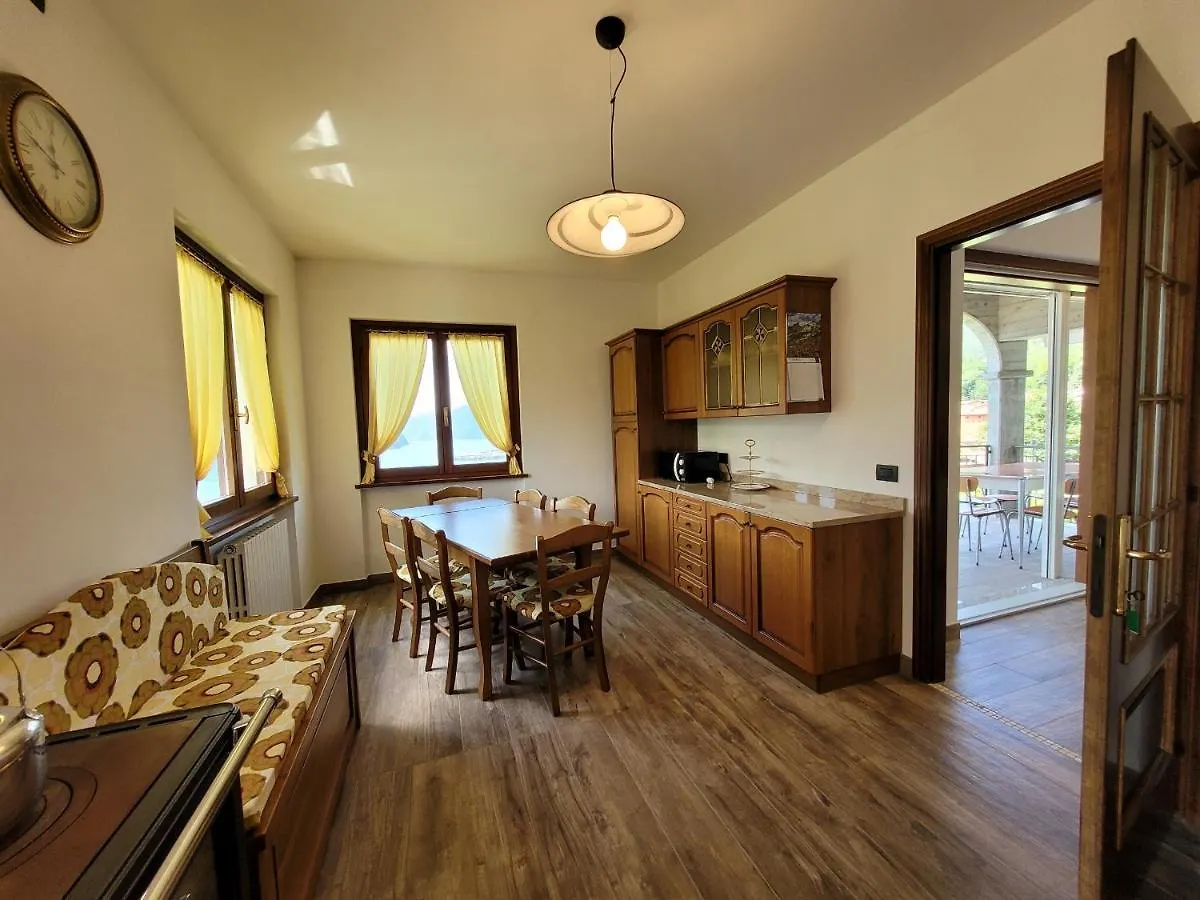 קוסטה וולפינו Villa Domus Bianca Mountain Lake Iseo Hospitality 0*, קוסטה וולפינו